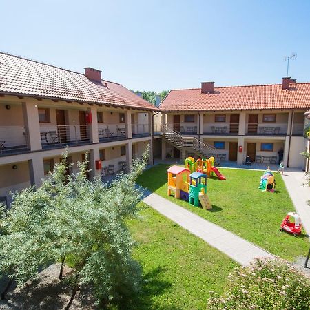 Atrium - Pokoje Studio Krynica Morska Buitenkant foto