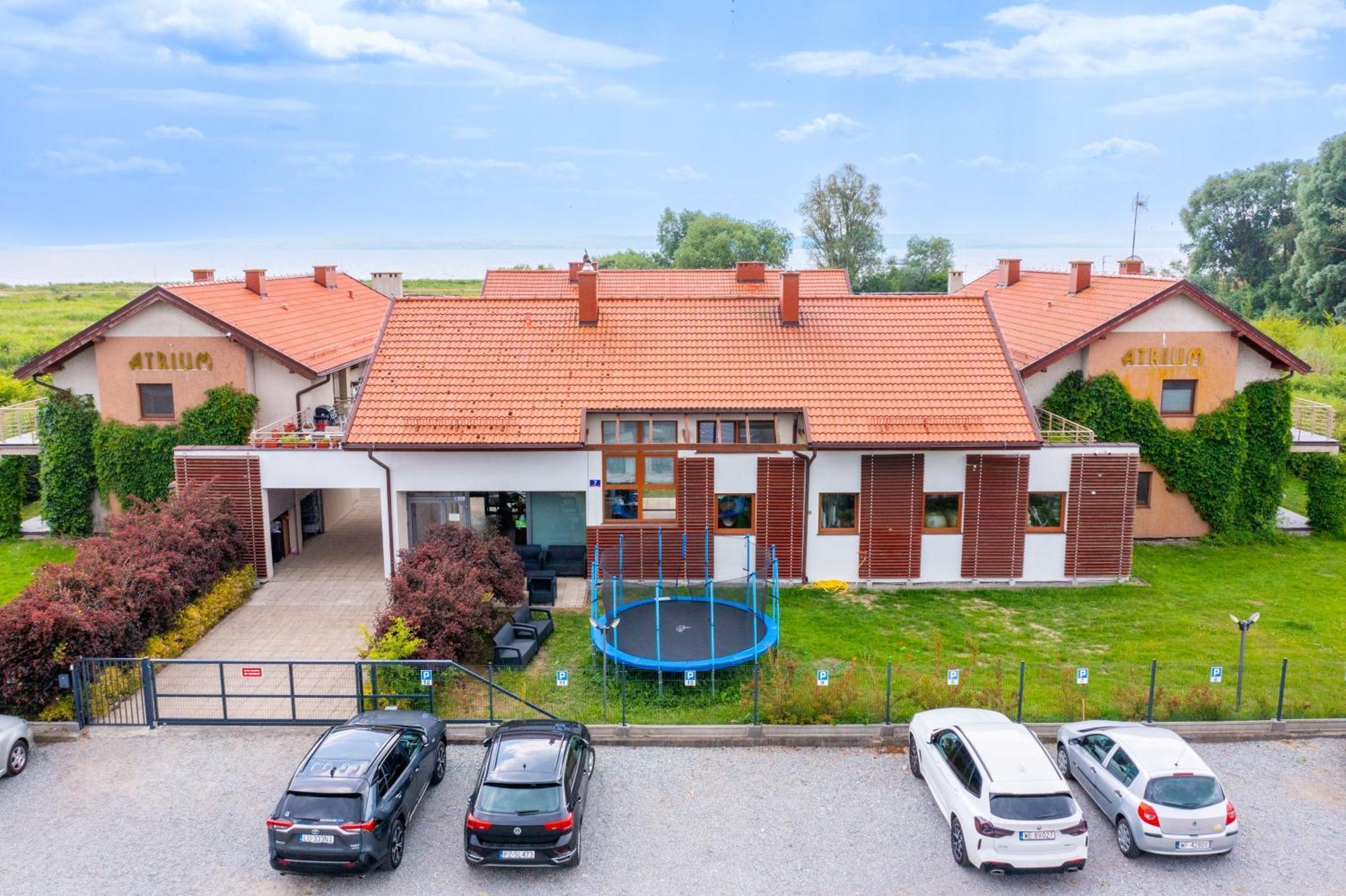 Atrium - Pokoje Studio Krynica Morska Buitenkant foto