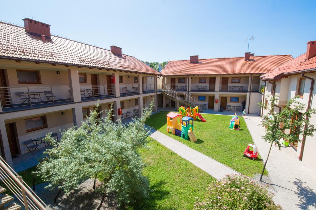 Atrium - Pokoje Studio Krynica Morska Buitenkant foto